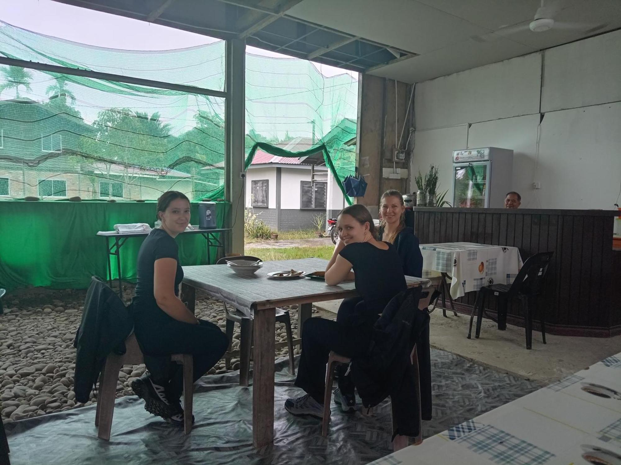 Mulu D Cave Homestay 외부 사진