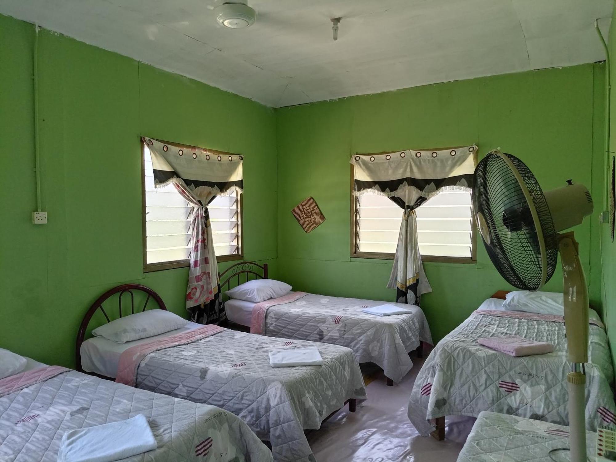 Mulu D Cave Homestay 외부 사진