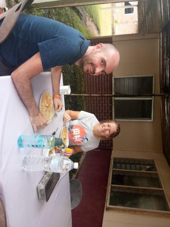 Mulu D Cave Homestay 외부 사진